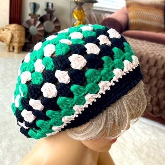 NWOT Free People Lolita Crochet Knit Beret Slouchy Boho Green Black Off-White - Picture 10 of 14